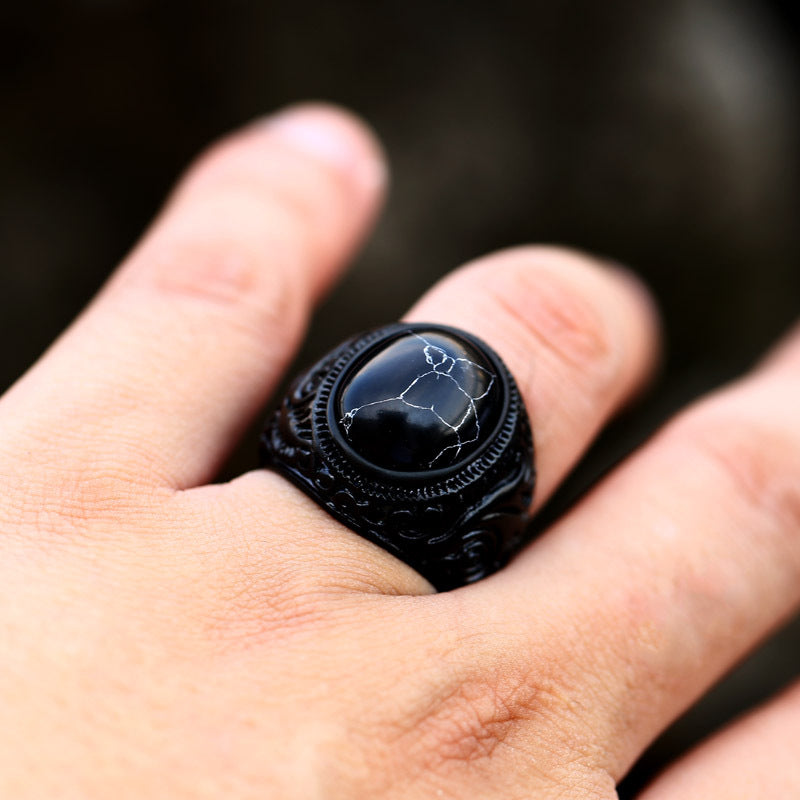 Enigma Noir Ring